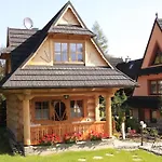 Goralski Hanusina Koncina Chalet