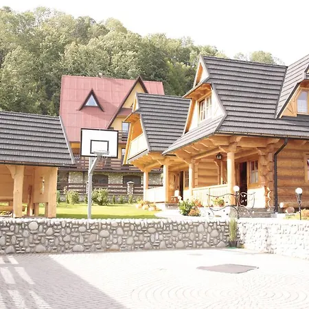 Góralskidomek Hanusina Koncina山林小屋 *