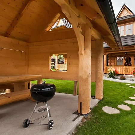 Goralski Hanusina Koncina Dağ evi